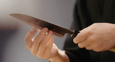 Coltello giapponese: riscoprire rispetto e artigianato in cucina