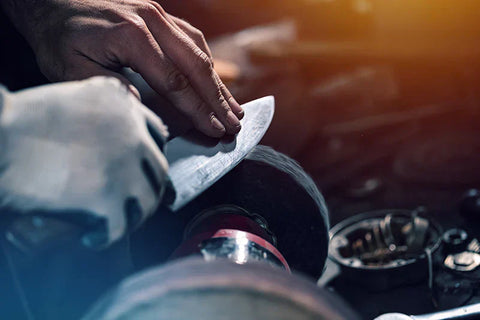 Come prendersi cura di un coltello giapponese?